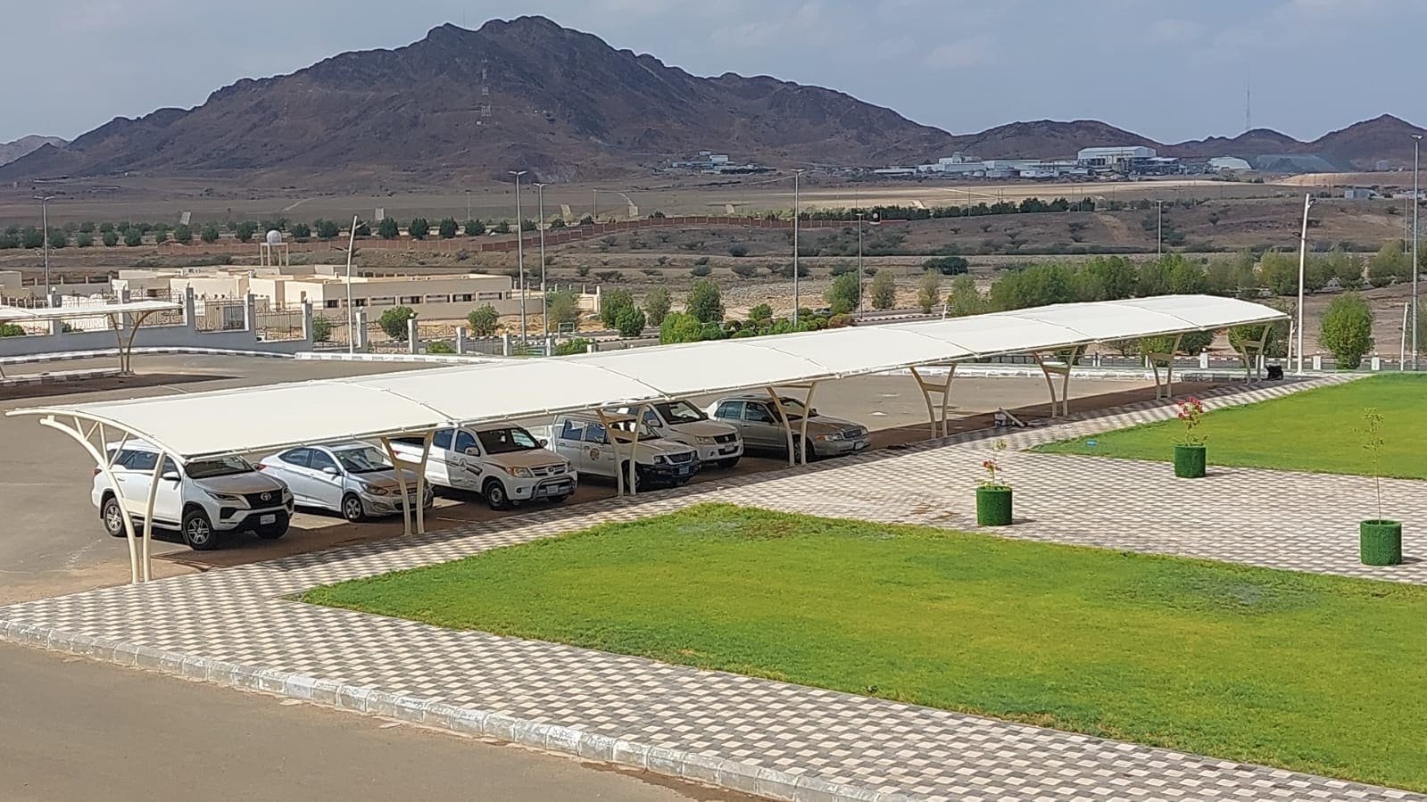 مظلات مواقف سيارات مكة